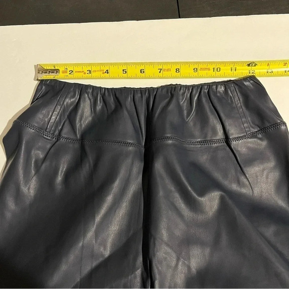 Lauren Ralph Lauren Faux Leather Leggings sz 8 Navy Blue Pull On Elastic Waist - Picture 9 of 11